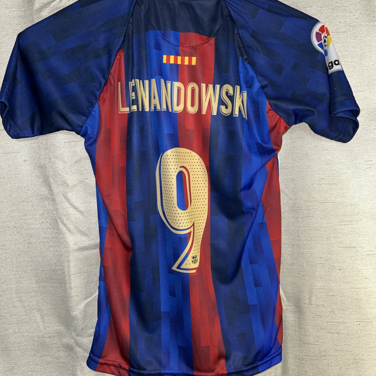 FCB SPOTIFY LEWANDOWSKI #9 JERSEY AND SHORTS SIZE 26 Small 6