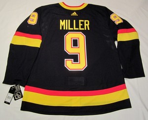 canucks flying skate jersey