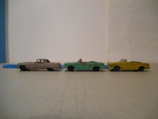  1044 3pc Cars Tootsie Toys 2 LARK  1 Ford Thunder red ,yellow,green