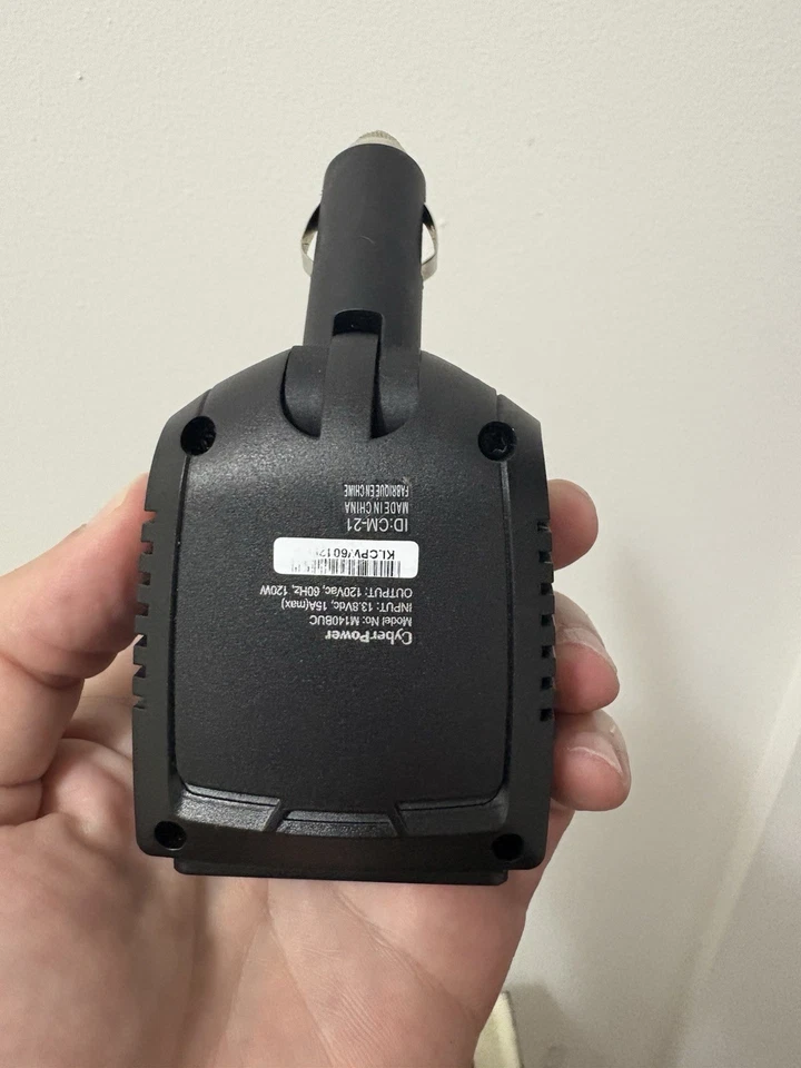 Cyber Power 140W INVERSOR DE POTENCIA | 12V DC a 120V AC TOMA 15W USB-C 2.4A USB-A Foto 4 de 4