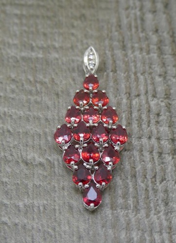 Stunning 9ct White Gold Rare 3.50ct Sunset Natural Red Ruby Pendant