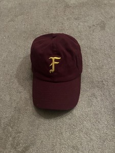 実物未使用◻︎ Forward observations group キャップ 赤 Forward