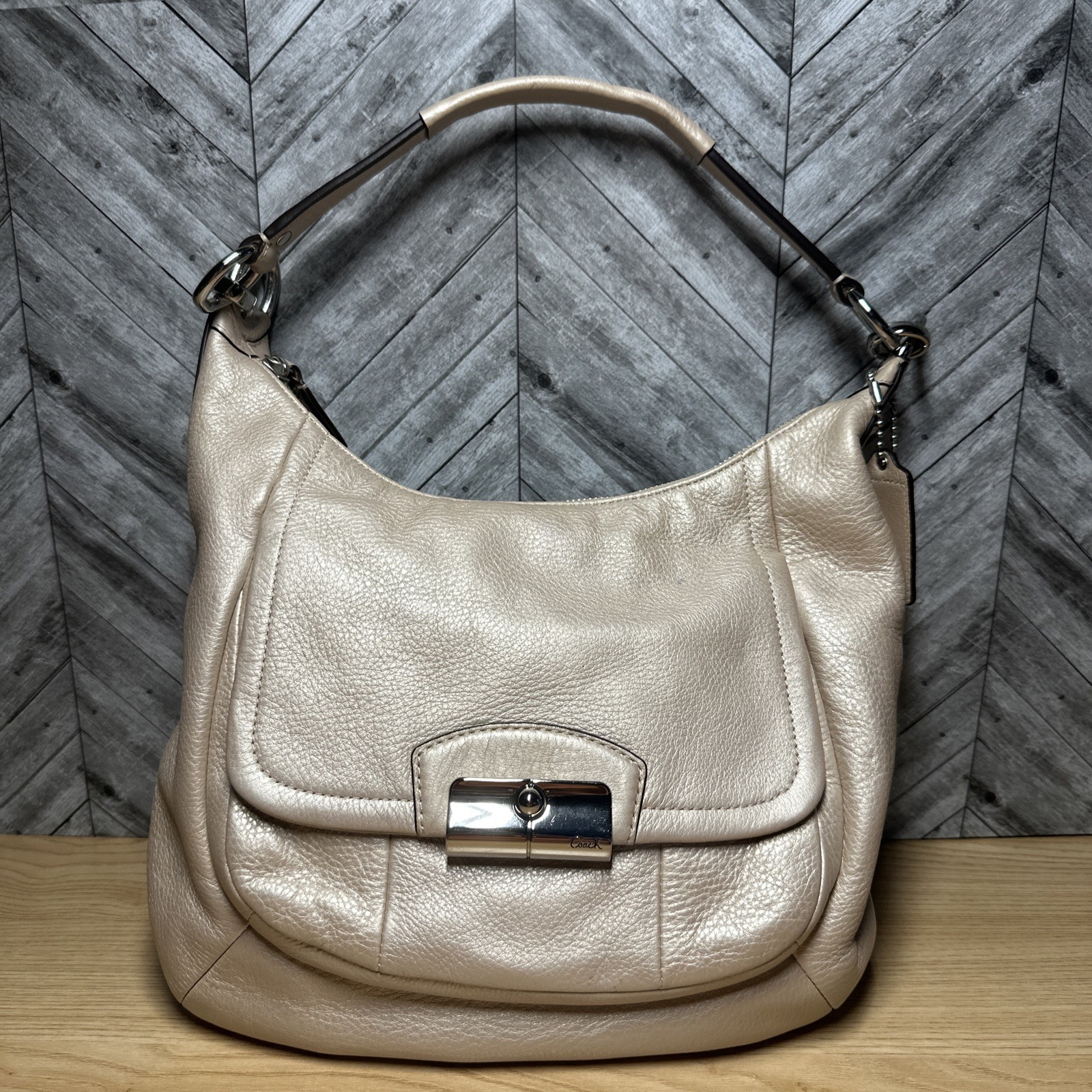 Coach Kristin Champagne Beige Leather Hobo Shoulder Bag F22306 Handbag Purse