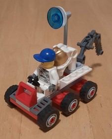 LEGO CITY: Space Moon Buggy (3365)