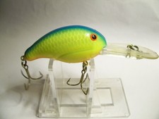 (1) Pre Pradco Bandit 300 Series, 2in.body, Crankbait, Lure Old Tackle, Box, CBT