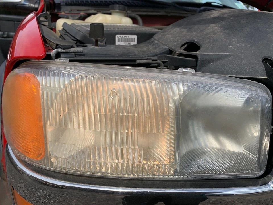 Conjunto de faros GMC SIERRA 2500 99-07 lado del pasajero derecho Foto 2 de 4