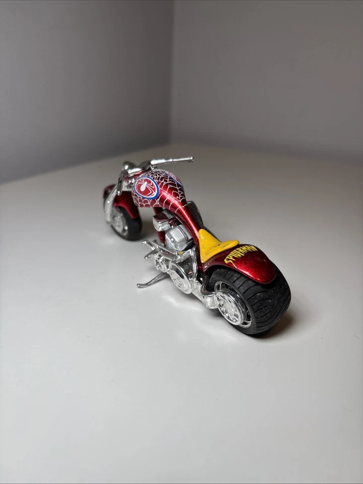 Maisto Marvel Heroes Motorcycle Collection Series #4 Spiderman Spider-Man 2005 - Image 2 of 4
