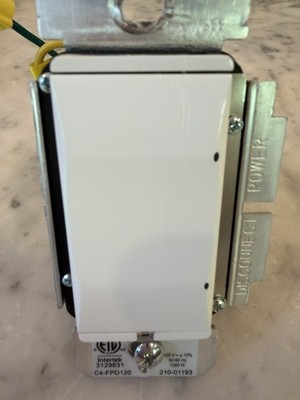 Control 4 C4-FPD120-WH Forward Phase Dimmer White - Excellent Condition