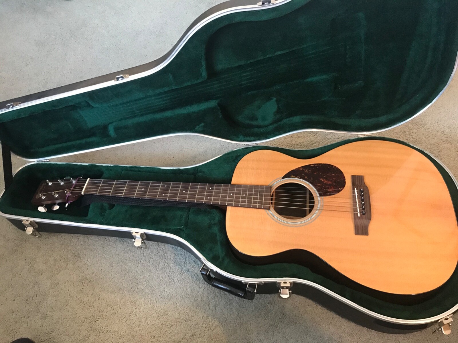 Martin Acoustic Guitar OM-21