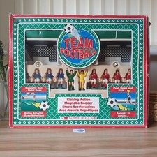 Team Football "Untested" Kicking Action Magnetic Soccer Football Game