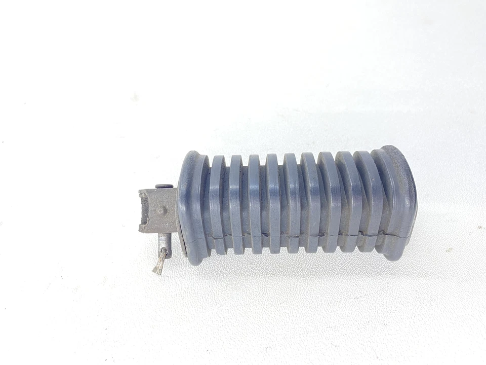 1981 SUZUKI GS850G RIGHT REARSET FOOT PEG REST STOP 43612-45001 - Изображение 3 из 4