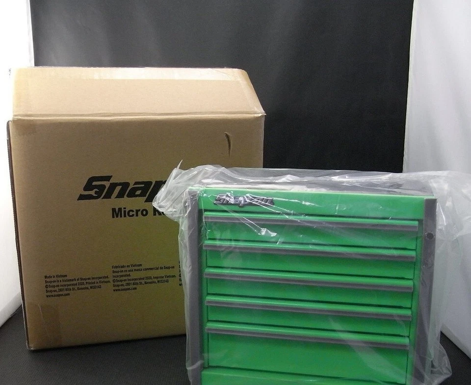 Snap-on Miniature Tool Box Micro Roll Cab Top Chest Green UNUSED - Image 3 of 4