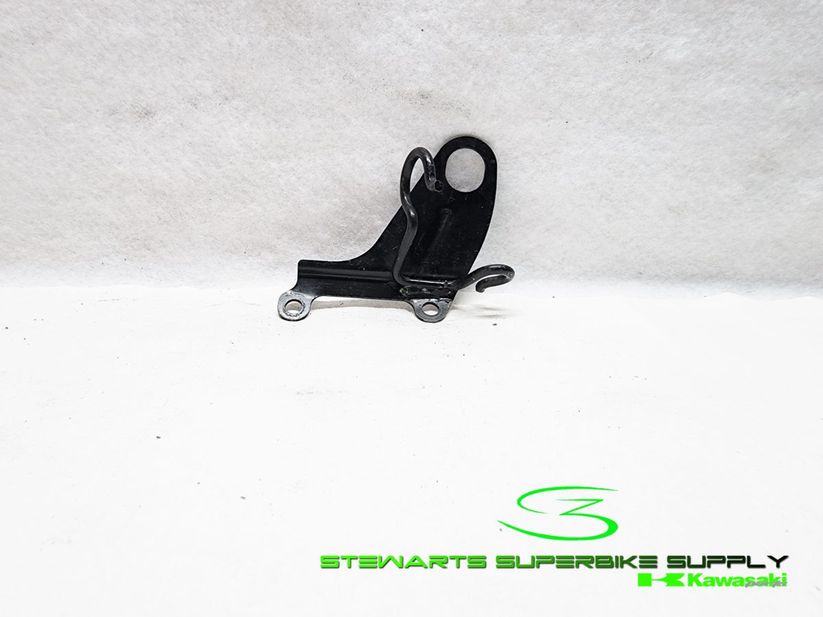 2008 - 2010 KAWASAKI NINJA ZX10R OEM STARTER COVER BRACKET GUIDE