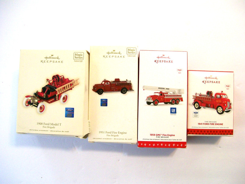 Hallmark Fire Brigade Lot (4)