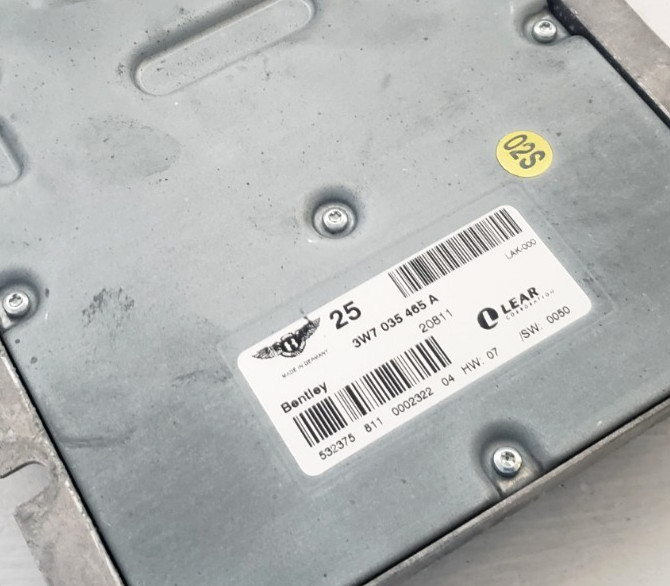 12-18 Bentley Continental GTC Convertible Audio Sound System Amplifier3W7035465A
