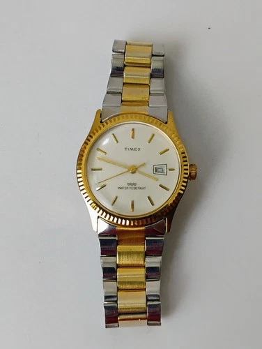 Vintage Timex Manual Wind Two Tone Fluted Bezel Watch 31mm PARTS ONLY