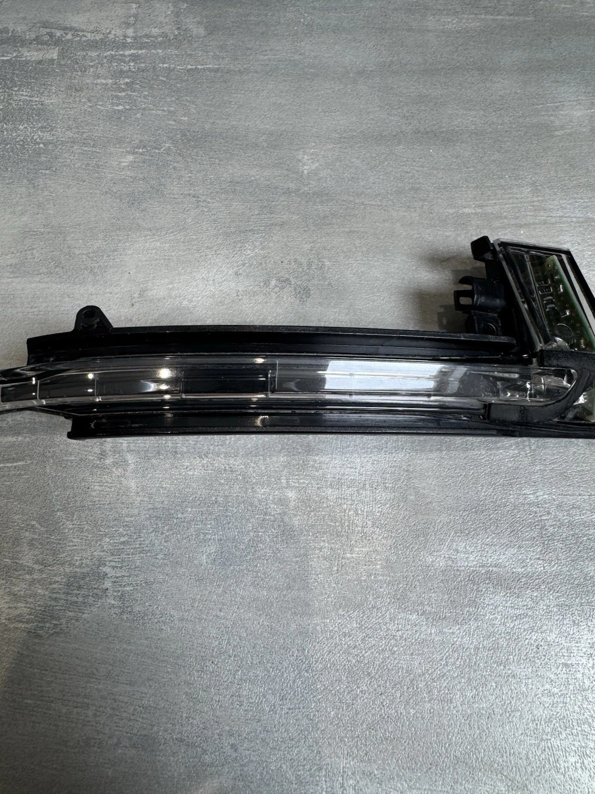 Audi A3 A4 A5 Wing Mirror Indicator Lights Left & Right 8K0.949.101 8K0.949.102 6