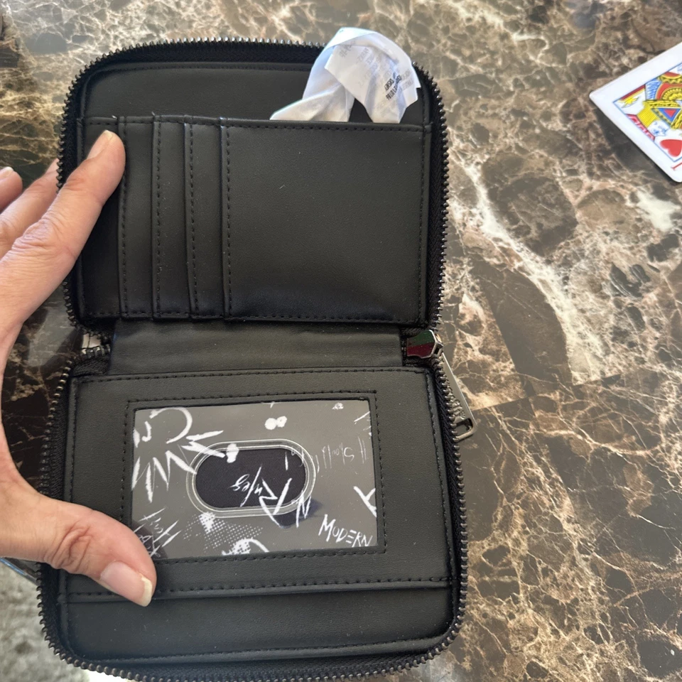 Cartera Cruella Loungefly de los Parques Disney Moda Hace Arte Hace Moda RARA Foto 4 de 4