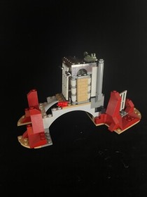 LEGO Ninjago 9450 Epic Dragon Battle- Temple &  The Great Devourer- incomplete