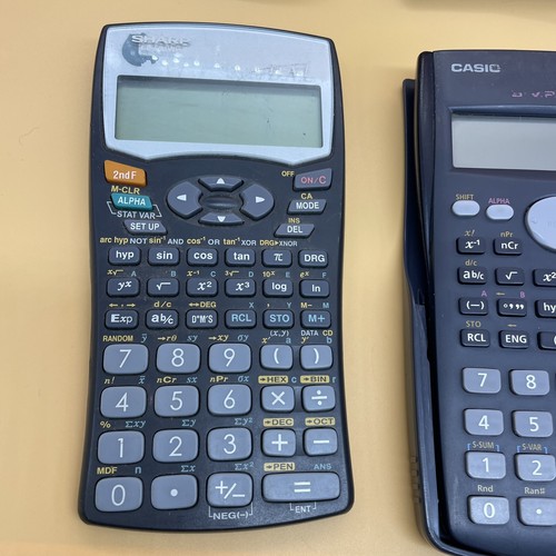 Lot of 6 Non Working Scientific Calculators Casio & SHARP - for parts - Picture 2 of 10