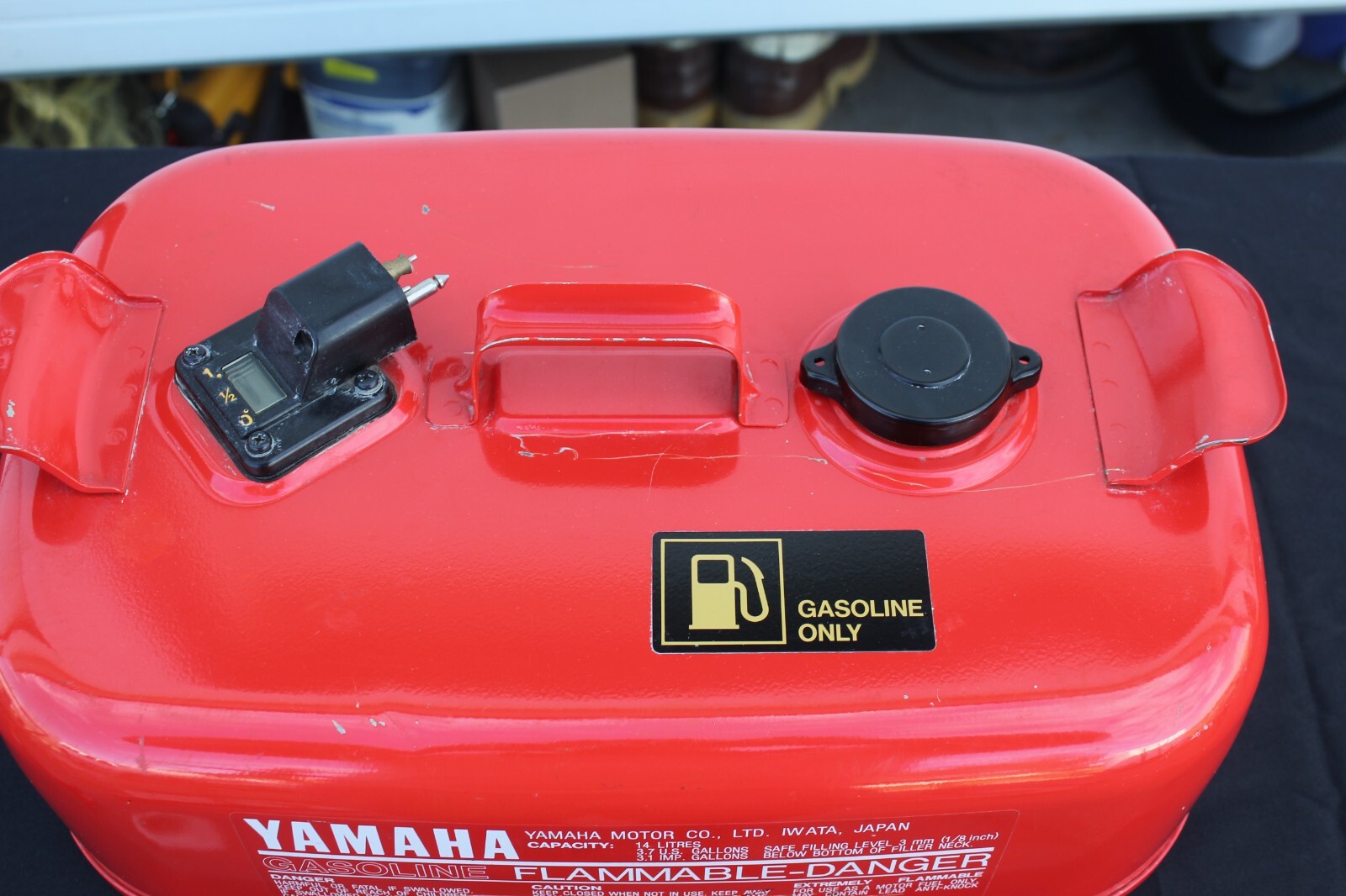 Yamaha Boat Gas Tank Metal Outboard 3.7 Gallons Never Had Fuel In It eBay