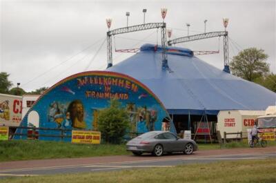 Photo 6x4 Big Top Glynn/J4098 Travelling circus at Millbrook near Larne. c2007