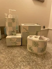 croscill ceramic bathroom accessories