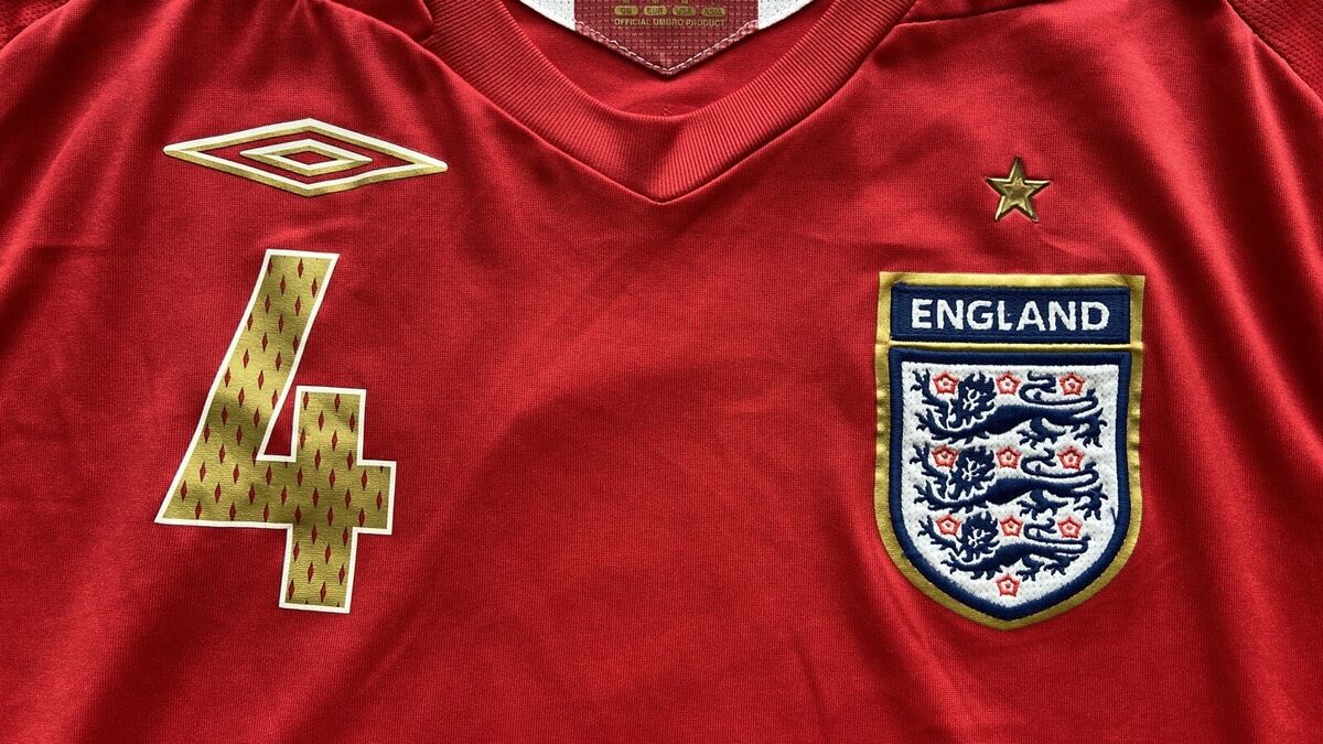 ENGLAND 2006 2008 AWAY FOOTBALL SHIRT SOCCER JERSEY UMBRO ENGLAND 2006 2008 AWAY FOOTBALL SHIRT SOCCER JERSEY UMBRO