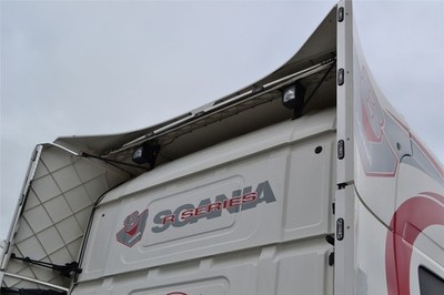 Dachträger hinten + LED passend für Scania PGR6 Serie 09 + Topline Edelstahlleuchten