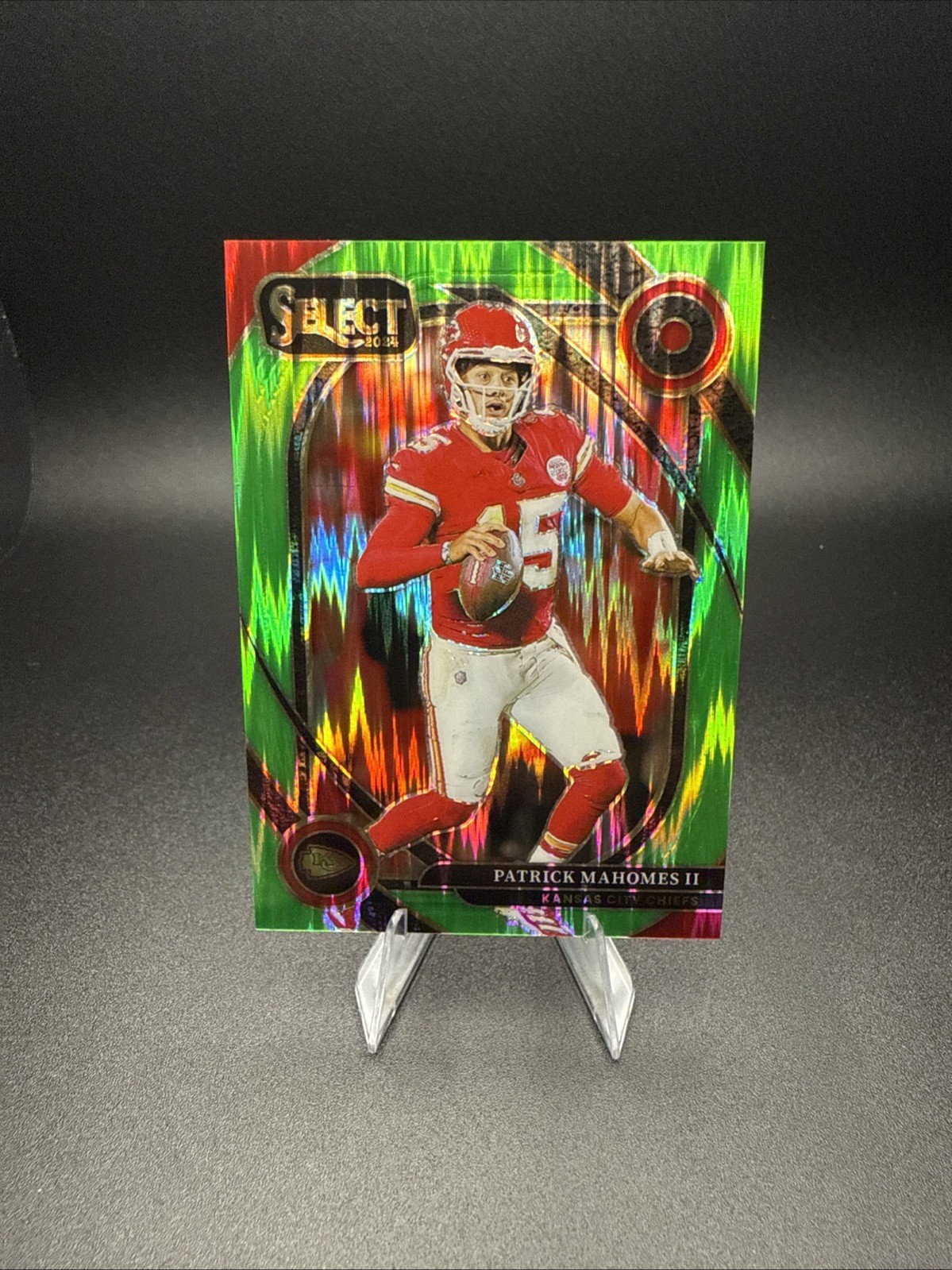 2024 Select Patrick Mahomes Numbered /499 Neon Green Shock Club Level