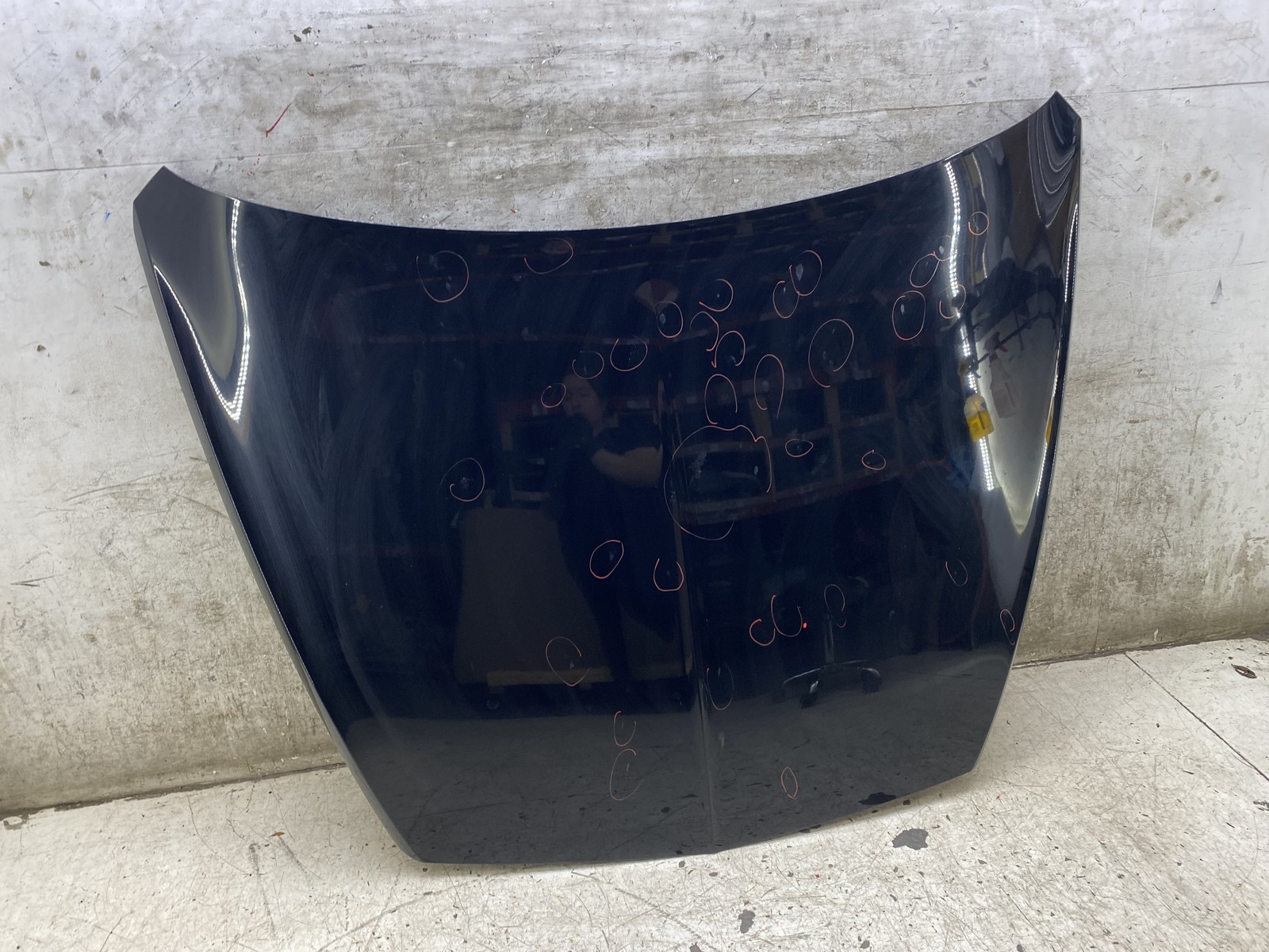 2015 2016 2017 2018 2019 2020 BENTLEY BENTAYGA OEM FRONT HOOD BELUGA (A1A1)