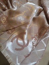 Neu Chanel Schal Make-up Beauté Kosmetik VIP Geschenk