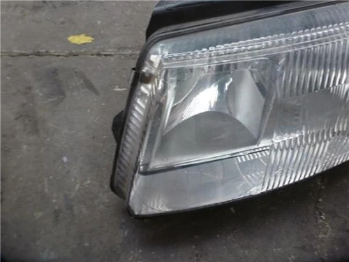 3B0941017R Faro Izquierdo para VOLKSWAGEN PASSAT BERLINA (3B2) Comfortline 94900 - Imagen 3 de 4
