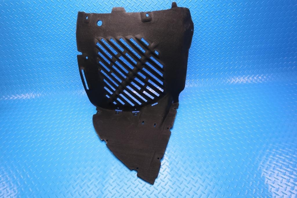 Bentley Flying Spur right front forward section wheel housing fender liner 12762