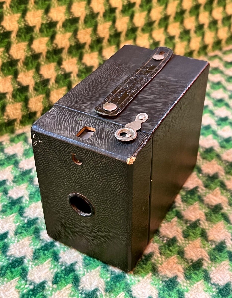 Kodak Green Rainbow Hawk-Eye No. 2 Model C Film Box Camera | eBay
