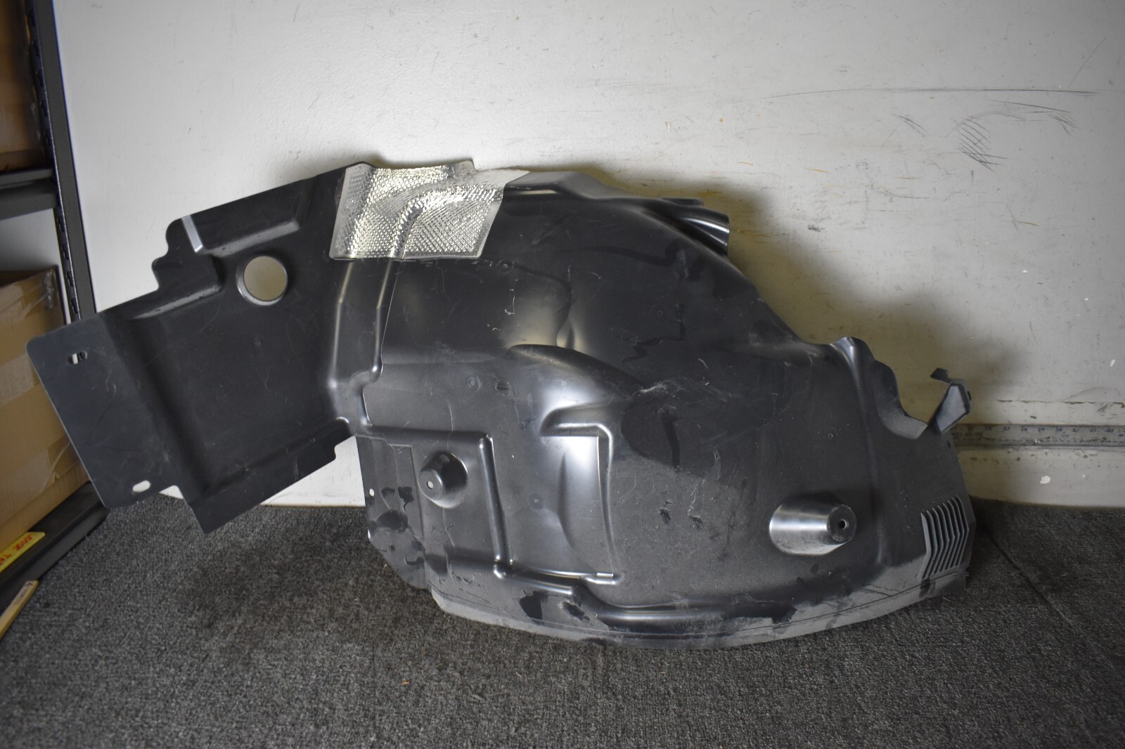 2017-2024 MERCEDES-BENZ CLS-Class C257 Front Right Inner Arch Liner A2576910800