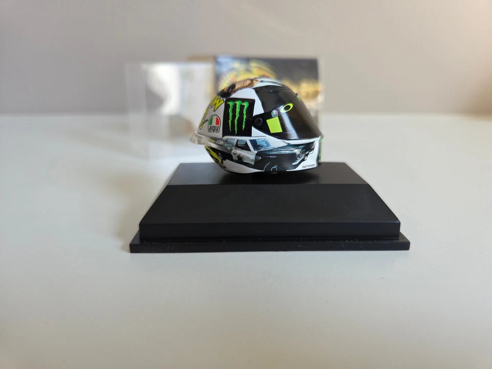 Minichamps 1/8 Helmet - V. Rossi - 2016 Misano (Blues Brothers) - 398160096 - Image 3 of 4