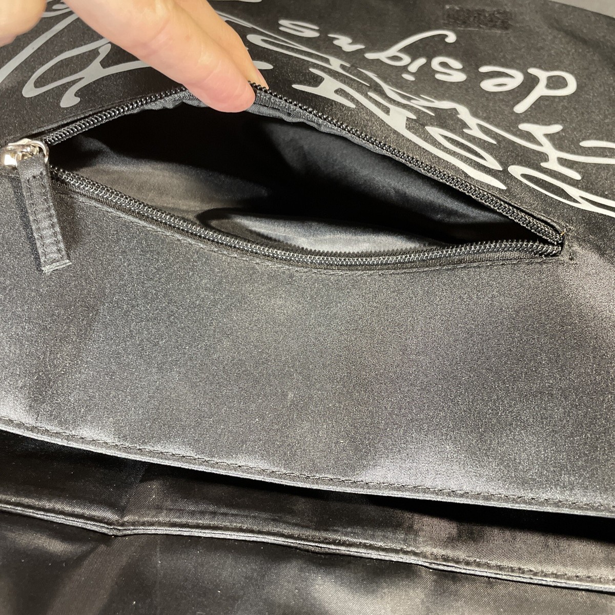 VTG Y2K Ed Hardy Christian Audigier Messenger Crossbody Bag VTG Y2K Ed Hardy Christian Audigier Messenger Crossbody Bag