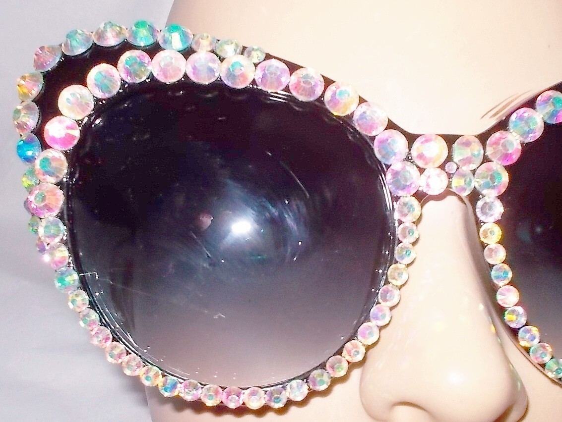 SUNGLASSES OVERSIZED CAT EYE STYLE BLINGED OUT CRYSTAL RHINESTONES FREE US SHP