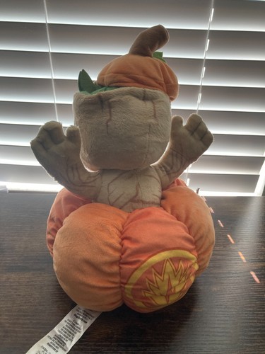 Peluche Calabaza Halloween Baby Groot Guardianes de la Galaxia 13" Parques Disney Usado en Excelente Condición - Imagen 4 de 8