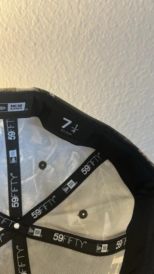 Custom Camo NY fitted - Image 3 of 4