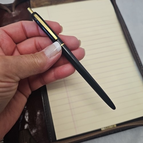 Organizador planificador vintage Bosca Crocco cuero de becerro en relieve dirección cremallera alrededor  - Imagen 10 de 22