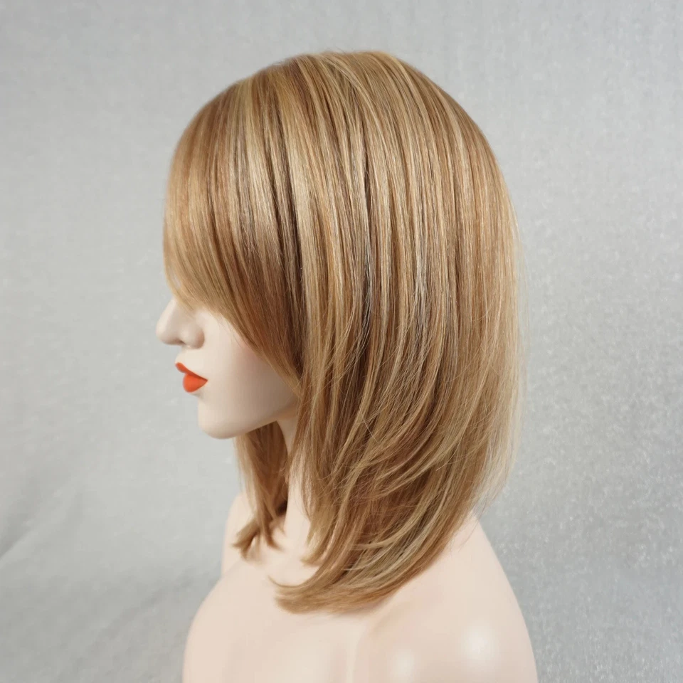 Pelucas cortas rubias miel marrón resaltadas con flequillo lateral cabello humano ninguna peluca de encaje Foto 4 de 4