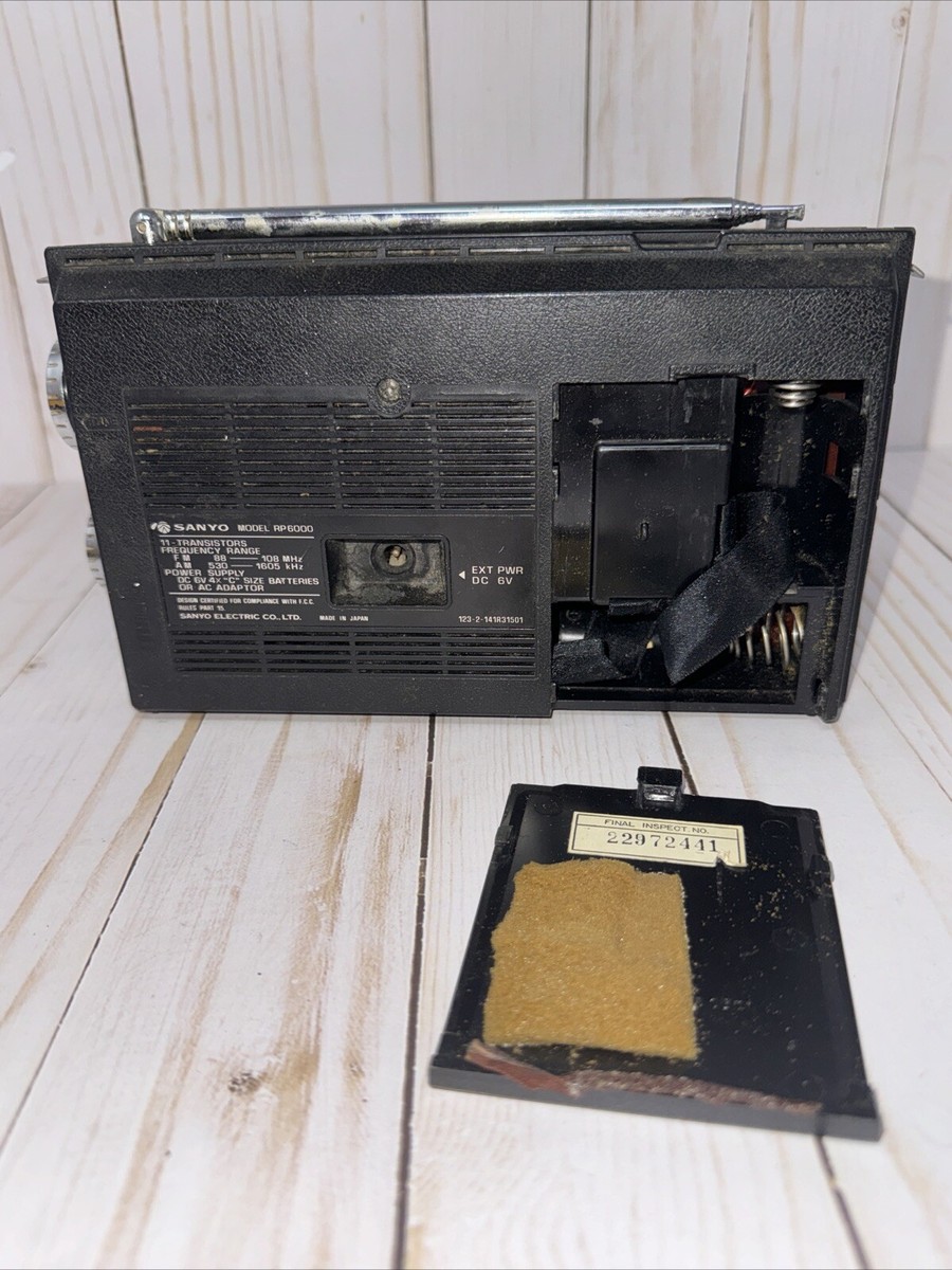 値下げ交渉可 SANYO【AFT-2J】 MW/SW/FM 11石トランジスタ 60年 値下げ交渉可 SANYO【AFT-2J】 MW/SW/FM 11石トランジスタ 60年