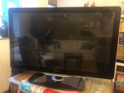 Philips Fernseher / Ambilight / 32'' / 81 cm / Artikel: 32PFL8605K