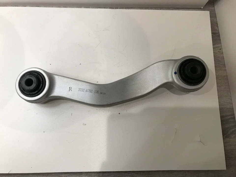 Braço de controle Dorman 528-120 dianteiro ou traseiro passageiro lado direito superior para 528 535 - Imagem 2 de 3