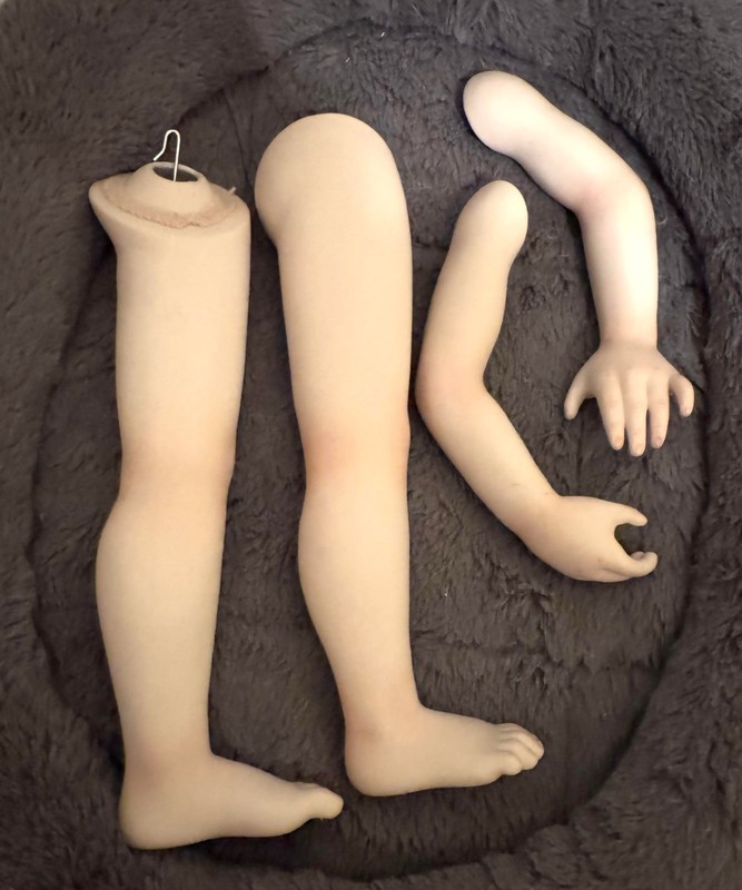 BISQUE PORCELAIN GOOD KRUGER JUST ME DOLL 1987 VINTAGE ARMS / HANDS & LEGS /FEET