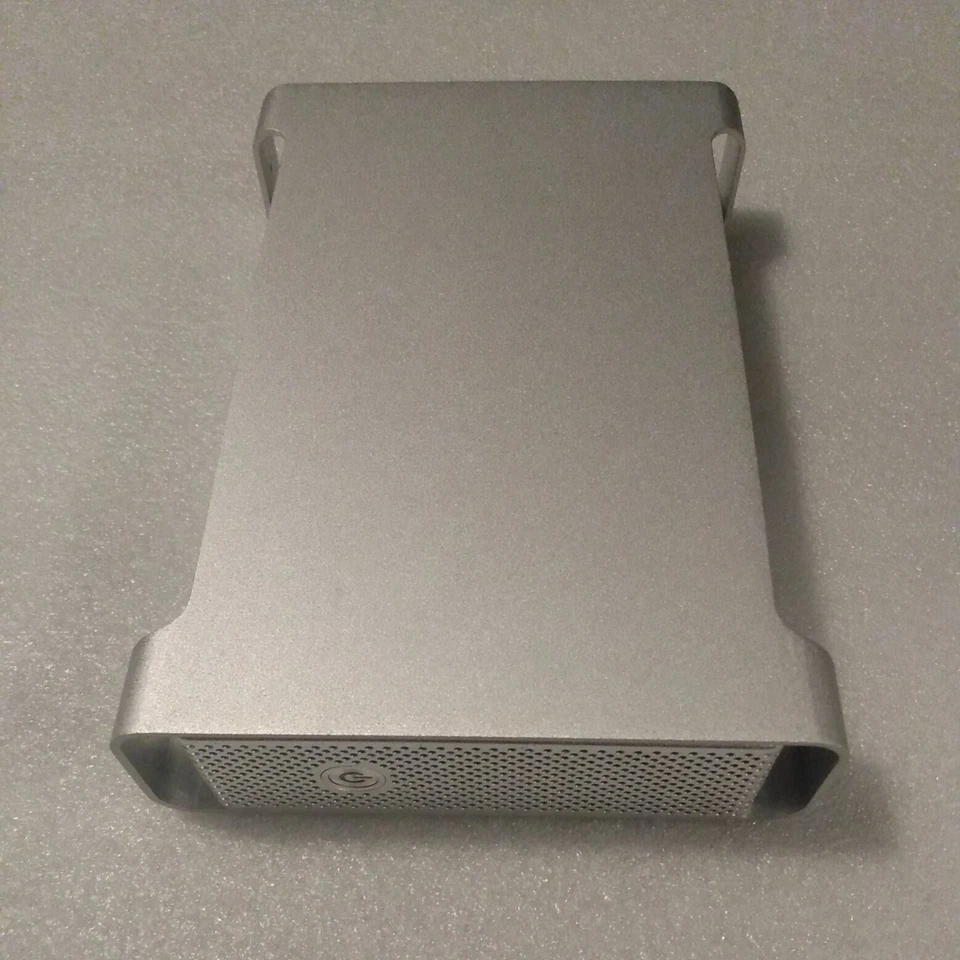 USB 3.0 Macally Hi-Speed eSATA 3.5" SATA HDD Hard Drive Aluminum Enclosure - Image 3 of 4