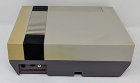 Nintendo NES Control Deck Console Bundle w Box, Guide, Zapper, & Mario - Tested!