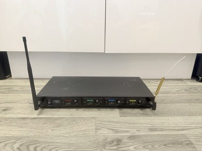 KAM KWM Quartet UHF kabelloses Mikrofonsystem funktioniert
